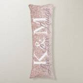 Live Liefde Lach met de Initialen van het paar Lic Lichaamskussen (Voorkant Verticaal)