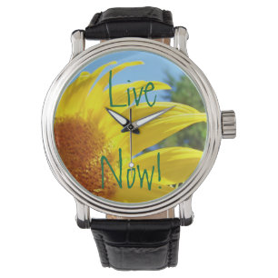 Live Now! kijkt naar Inspirerend Gele Zonnebloem Horloge