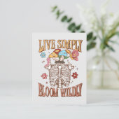 Live Simply, Bloom Wildly - Skeleton & Mushroom Briefkaart (Staand voorkant)