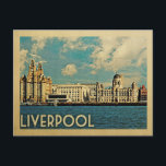 Liverpool Briefkaart Vintage Travel<br><div class="desc">Liverpoolontwerp in Vintage Travel-stijl met het Royal Liver-gebouw op de rivier Mersey voor deze Engelse scene in het Verenigd Koninkrijk.</div>