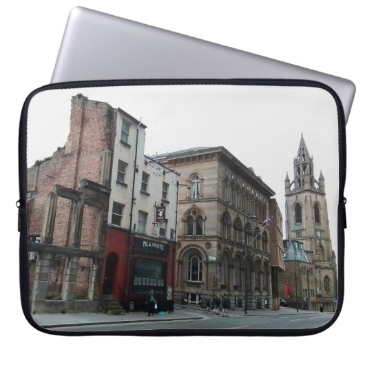 Liverpool Street Laptop Sleeve (Voorkant)