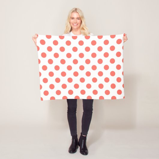 Living koraalpolka-punten op wit fleece deken (In situ)