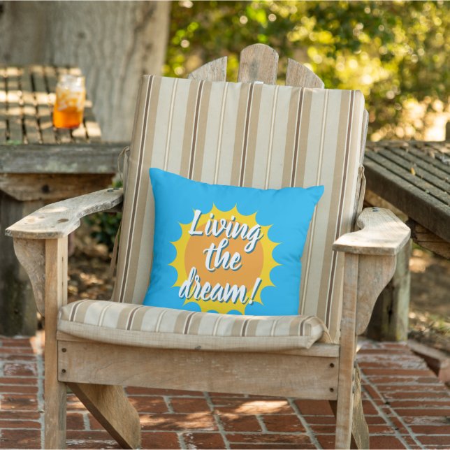 Living the dream sunshine outdoor pillow buitenkussen (Stoel)