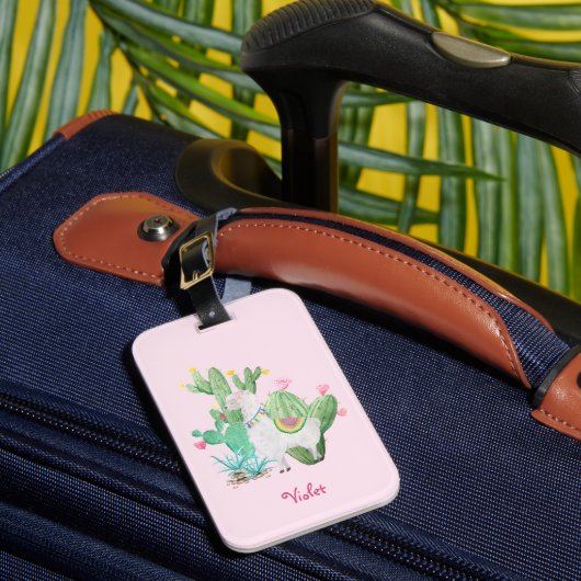 Llama & Cactus Pastel Roze gepersonaliseerd Bagagelabel (Voorkant Insitu 1)