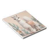 Llama met zadel in de woestijn notitieblok (Schuin)