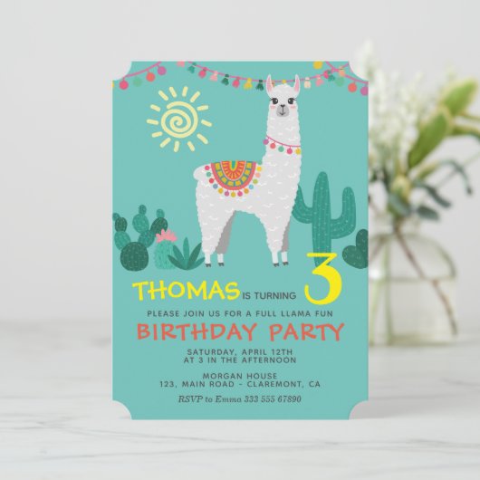 Llama verjaardag jongen uitnodiging (Staand voorkant)