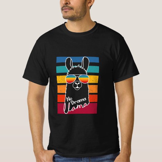 Llama Wearing Sunglasses With Colorful Strips T-shirt (Voorkant)