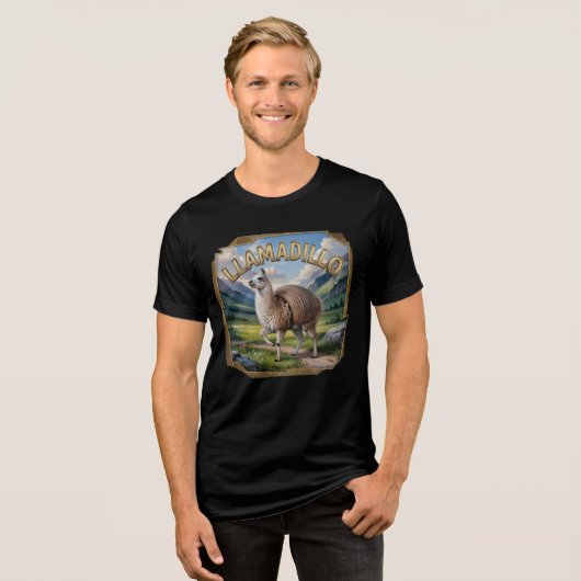 Llamadillo Photographic – Llama Armadillo Funny Tri-Blend Shirt (Voorkant volledig)