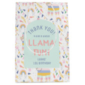 Llamas & Rainbows Fiesta Birthday Party Hartelijk  Medium Cadeauzakje (Voorkant)