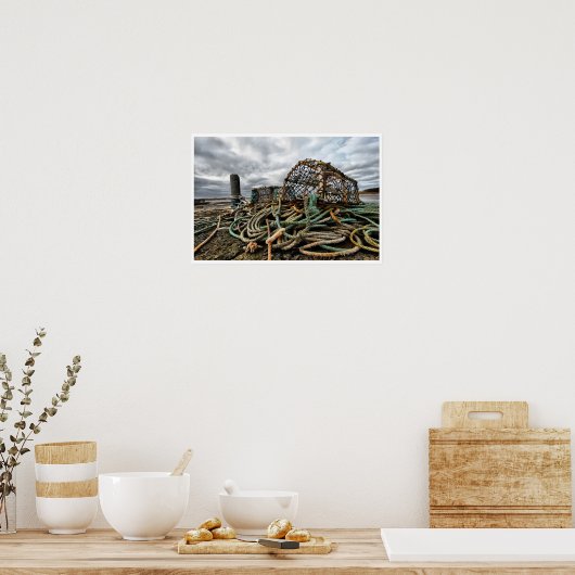 Lobster Traps, spoelen op strand Poster (Keuken)