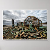 Lobster Traps, spoelen op strand Poster (Voorkant)