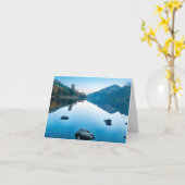 Loch Eck in blauw Wenskaart Kaart (Gele Bloem)