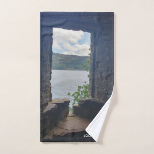 Loch Ness gezien van Urquhart Castle Handdoek
