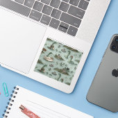 Loch Ness Monster Sticker (Laptop met iPhone)