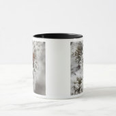 Lodgepole Pine cone in de winter in geelsteen Mok (Midden)