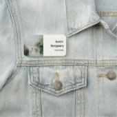 Loefwaterval in een bergbos naamplaatje (In situ)