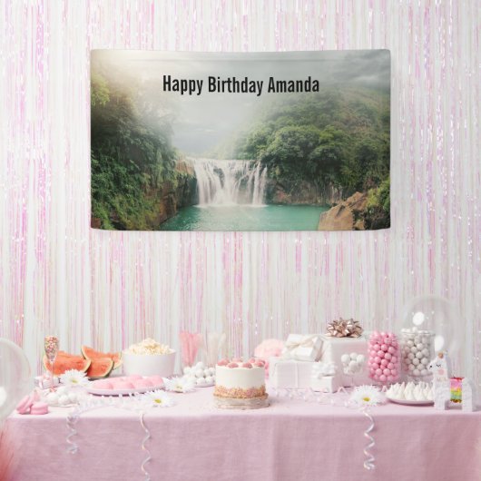 Loefwaterval in het gebergte Birthday Spandoek (Feest)
