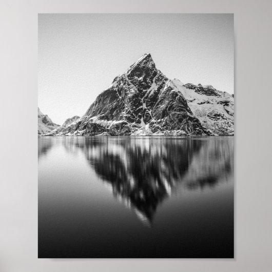 Lofoten Mountain Black and White Photo Poster (Voorkant)