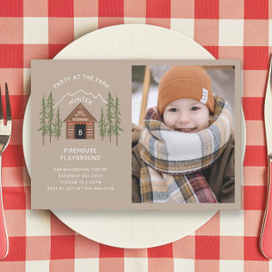 Log Cabin Outdoorsman Mountain Verjaardagsfeest Kaart