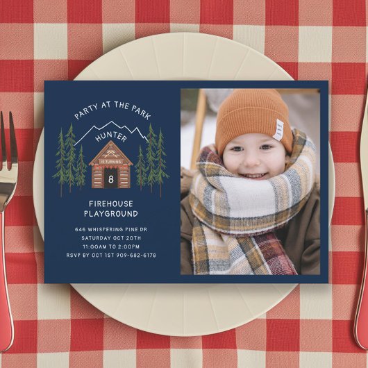 Log Cabin Outdoorsman Mountain Verjaardagsfeest Kaart