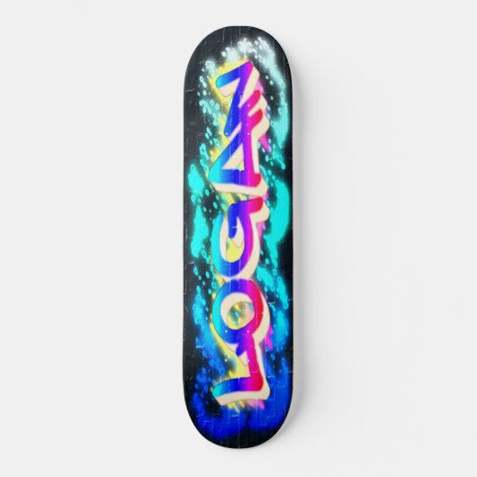 LOGAN Gepersonaliseerd Graffiti Skateboard (Voorkant)