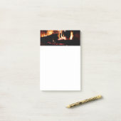 Logboeken in de vuurfoto van de Fireplace Post-it® Notes (Op bureau)