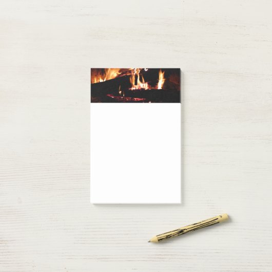 Logboeken in de vuurfoto van de Fireplace Post-it® Notes (Op bureau)
