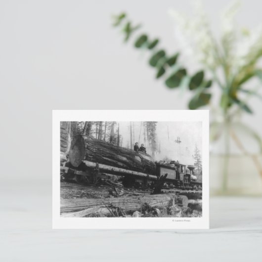 Logboektrein met mannen en briefkaart (Staand voorkant)