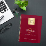 Logo Bourgondië Gold Monogram 2025 Zakelijk Planner<br><div class="desc">Een bordeauxrode achtergrondkleur. Personaliseer en voeg uw zakelijke logo,  monogram initialen,  naam en een titel toe. Uw bedrijf logo zowel aan de voorkant als aan de achterkant.</div>