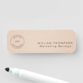 Logo Cream Faux-leder Naamplaatje (In situ)