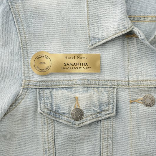 Logo Hotel Personeel Titel Metallic Gold Naamplaatje (In situ)