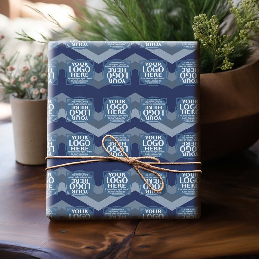 Logo met Blauw Chevron Patroon - Kantoor Verjaarda Cadeaupapier