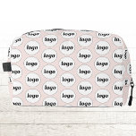 Logo Patroon Promotionele Business Blush Roze Toilettasje<br><div class="desc">Voeg je eigen logo toe aan dit ontwerp. Minimalistisch en professioneel. Geweldig voor een promotieproduct voor uw medewerkers,  medewerkers,  klanten en klanten. Ideaal voor shows,  reizen,  zakelijke of sportevenementen en weggeefacties. Voor andere versies,  zie het collectie.</div>