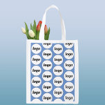 Logo Pattern Business Branding Promotie Blauw Boodschappentas<br><div class="desc">Eenvoudig logo-brandingpatroon om merkloyaliteit te bevorderen en uw kleine bedrijf te promoten. Vervang de logo door uw eigen kleur en wijzig de achtergrondkleur in het Ontwerpgereedschap om deze aan te passen. Geweldig voor uw medewerkers en medewerkers, om te gebruiken in uw bedrijf en weg te geven aan uw klanten en...</div>