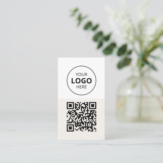 Logo QR Code Minimalist Beige Visitekaartje (Staand voorkant)
