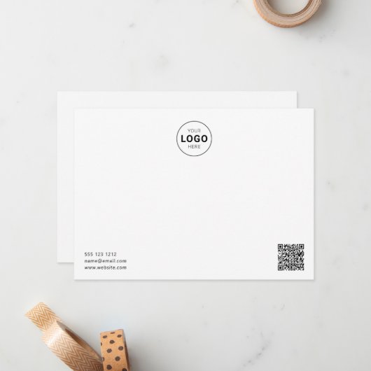 Logo QR-code minimalistisch Modern White Note Kaar Notitiekaartje (Voorkant / Achterkant in situ)