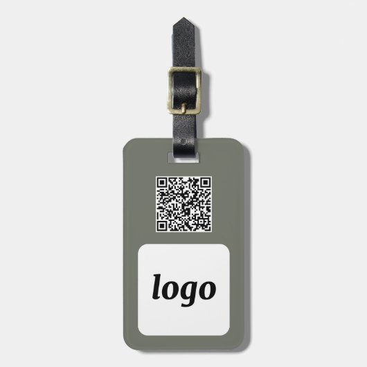Logo QR Code Sage Green Business Promotie Bagagelabel (Voorkant verticaal)