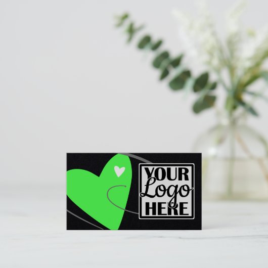 Logo Sjabloon Neon Groene Liefde Hart voor Crafter Visitekaartje (Staand voorkant)