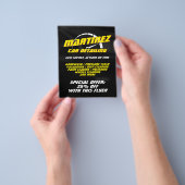 Logo stijl snelheidsmeter  flyer (Hand)