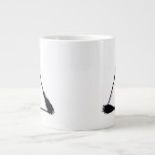 Logo van DE DRIE BEZEMSTELEN™ Grote Koffiekop (Voorkant)