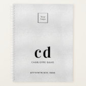 Logo zilveren monogram initialen 2022 planner (Voorkant)