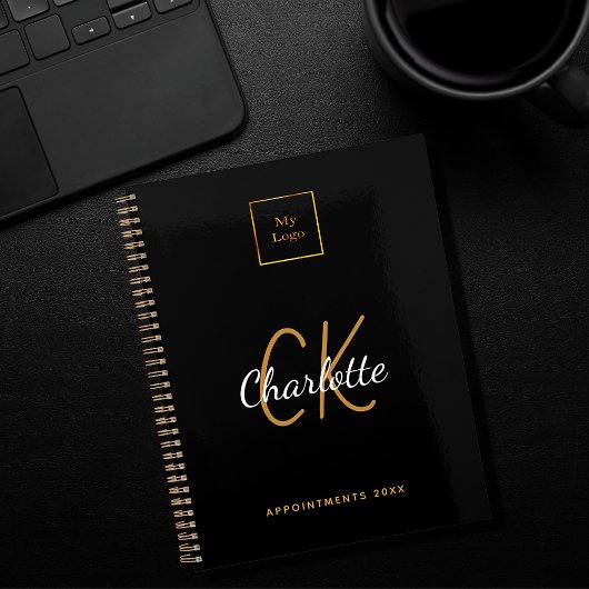 Logo zwart goud monogram modern 2023 bedrijf planner