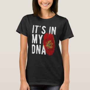 Lol, het zit in mijn DNA Montenegro vlag Vingerafd T-shirt