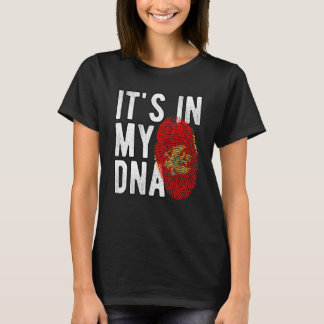 Lol, het zit in mijn DNA Montenegro vlag Vingerafd T-shirt