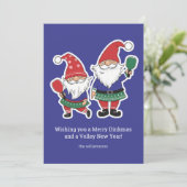 Lollige Pickleball Kerstkabouters, Aangepaste Teks Feestdagenkaart (Staand voorkant)