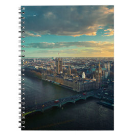 Londen stadsgezicht met zonsondergang notitieboek