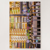 Londense pub, bierpompen en wijnflessen, Engeland, Legpuzzel (Verticaal)