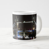 London Bridge Grote Koffiekop (Voorkant rechts)