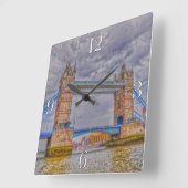 London, England Tower Bridge & Thames River Vierkante Klok (Hoek)