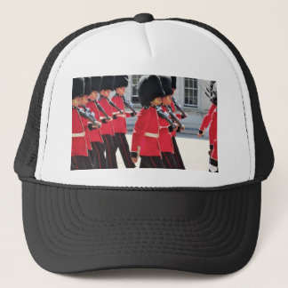 London Guards Trucker Pet